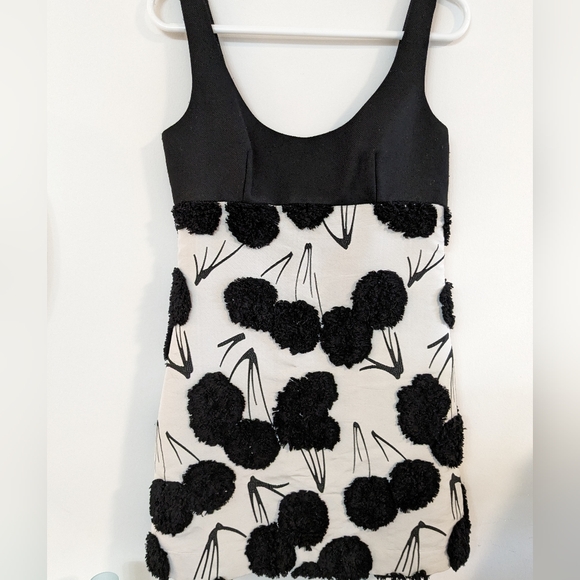 Milly baby doll dress with fluffy floral detail Sz 6 - Picture 1 of 6